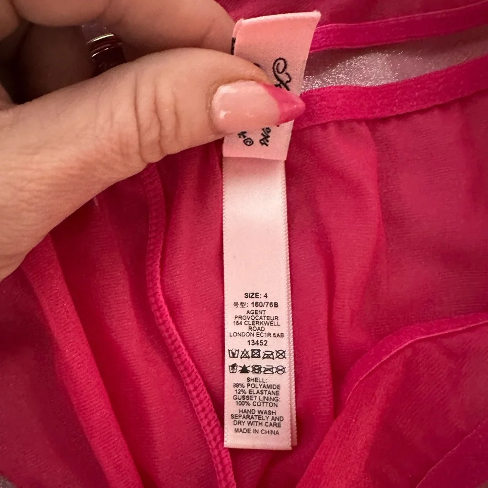 Agent Provocateur bra and panty Set size 4 - Picture 8 of 10